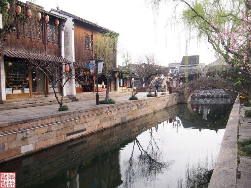 泡弹学院